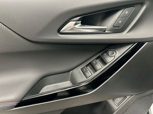 Used 2025 Chevrolet Equinox RS image 21