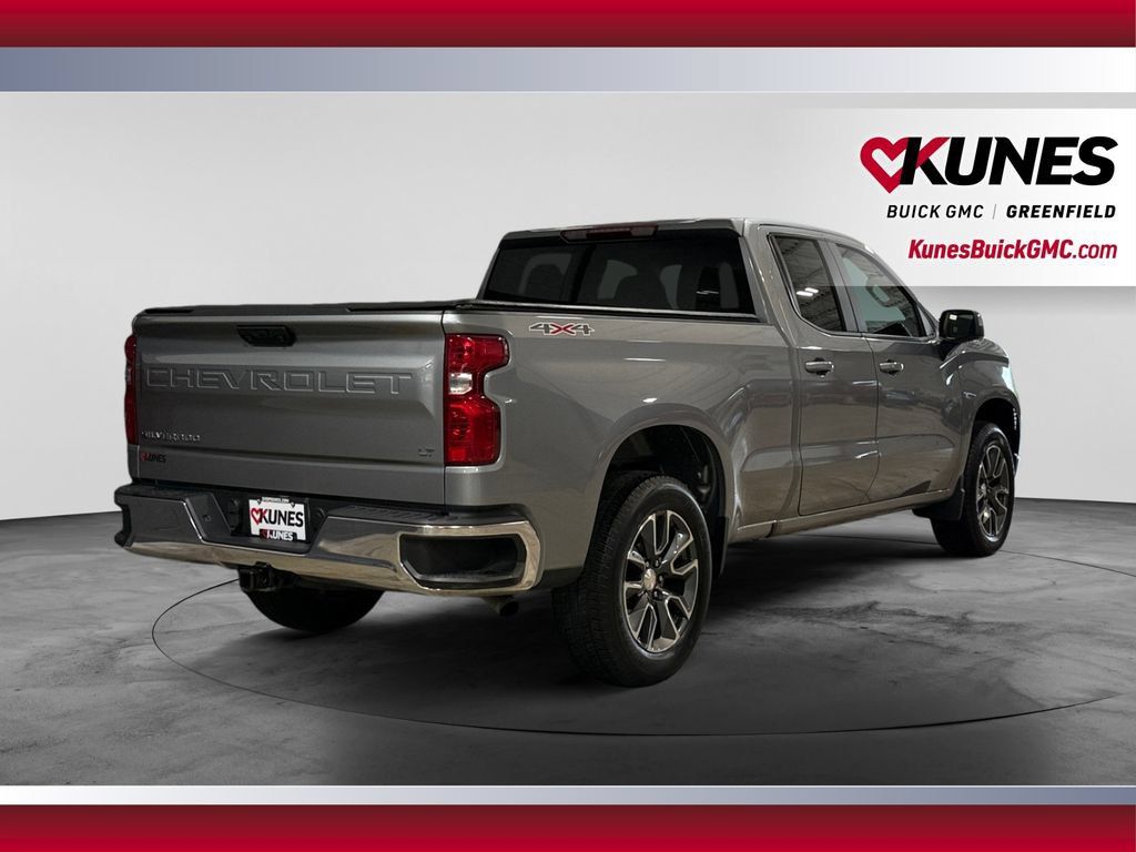 Used 2024 Chevrolet Silverado 1500 LT AWD/4WD image 10