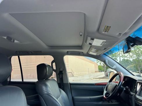 Used 2009 Lexus LX 570 4WD image 10
