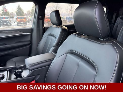 New 2025 Jeep Grand Cherokee L Limited image 24