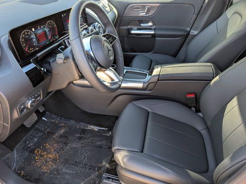 Used 2026 Mercedes-Benz GLA 250 4MATIC image 11