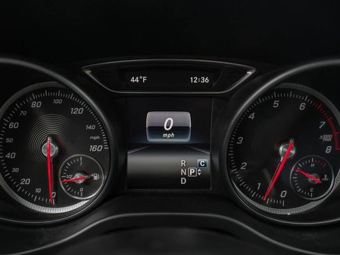 Used 2018 Mercedes-Benz GLA 250 4MATIC image 23