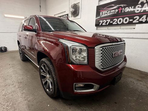 Used 2017 GMC Yukon Denali w/ Open Road Package AWD/4WD image 30