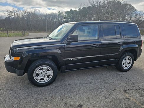 Used 2016 Jeep Patriot Sport w/ Power Value Group image 11