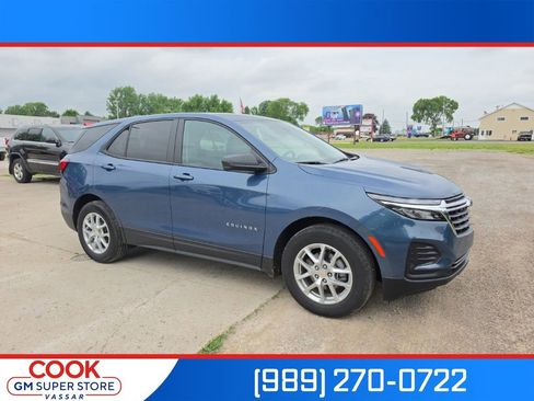 Used 2024 Chevrolet Equinox LS w/ LS Convenience Package FWD image 1
