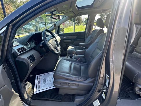 Used 2013 Honda Odyssey EX-L image 17