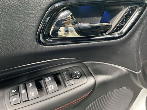Used 2025 Dodge Durango R/T AWD/4WD image 18