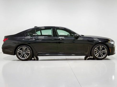 Used 2022 BMW 750i xDrive w/ Executive Package AWD/4WD image 15