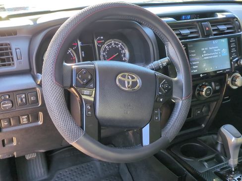 Used 2020 Toyota 4Runner TRD Off-Road Premium image 16
