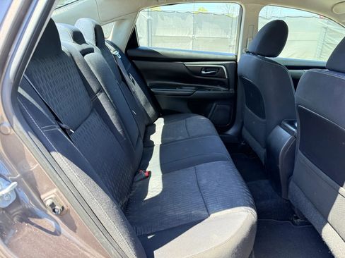 Used 2017 Nissan Altima 2.5 SV image 16
