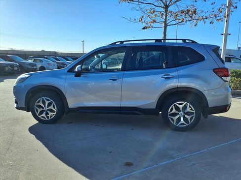 Certified 2023 Subaru Forester Premium w/ Popular Package #2 image 18