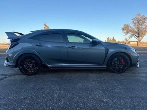 Used 2019 Honda Civic Type R image 7