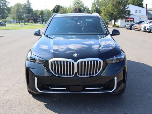 Used 2024 BMW X5 xDrive40i AWD/4WD image 2