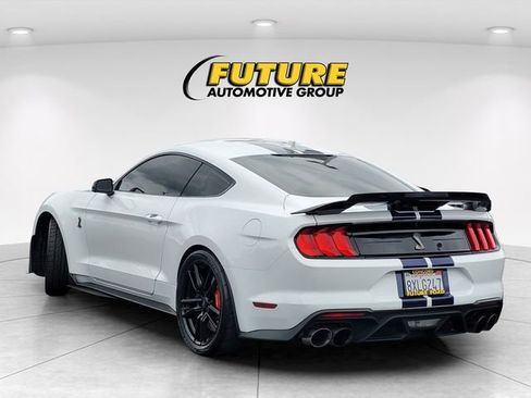 Used 2021 Ford Mustang Shelby GT500 w/ Technology Package RWD image 6