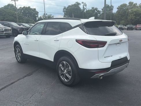 Used 2023 Chevrolet Blazer LT w/ Convenience Package AWD/4WD image 3