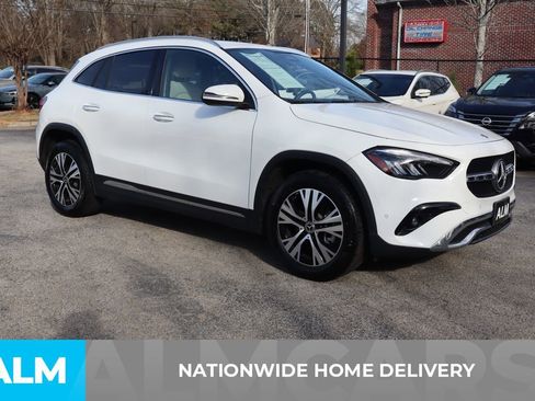 Used 2025 Mercedes-Benz GLA 250 4MATIC image 5