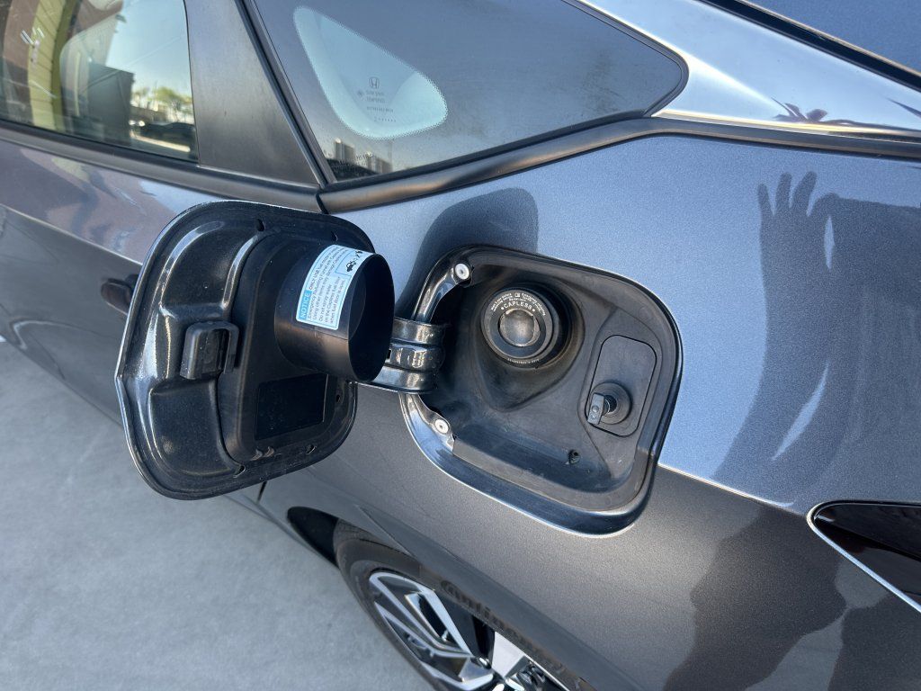 Used 2024 Honda Civic EX-L image 29