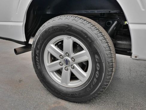 Used 2021 Ford F150 XL w/ Trailer Tow Package image 9