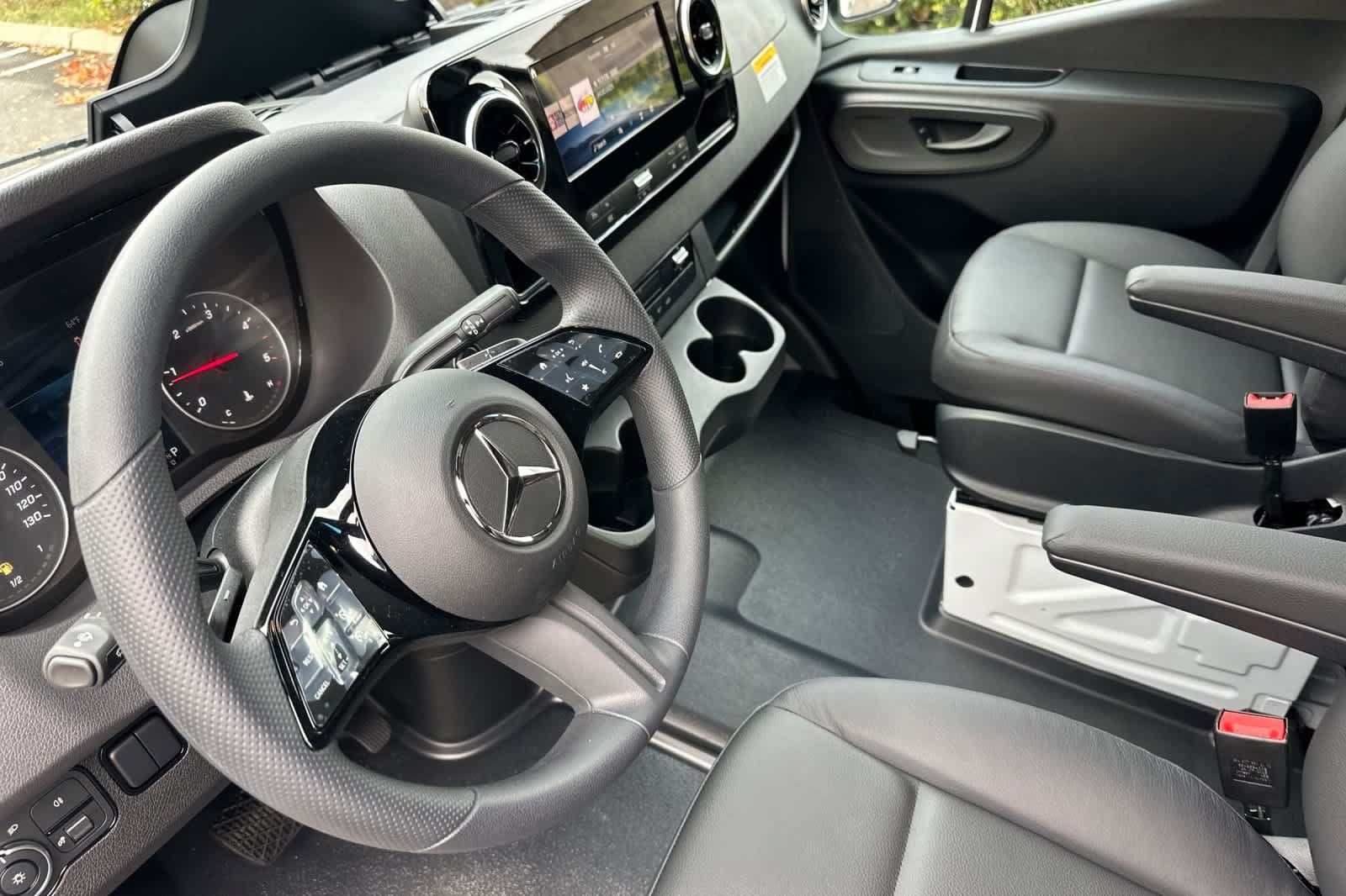 New 2026 Mercedes-Benz Sprinter 2500 image 9