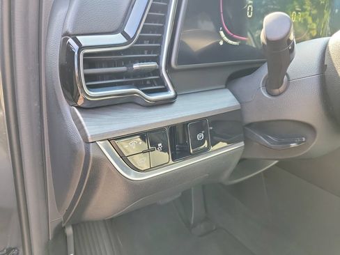 Used 2023 Kia Sportage X-Line w/ X-Line Premium Package AWD/4WD image 26