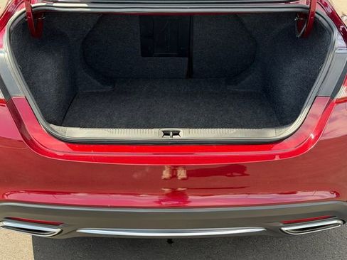 Used 2016 Chrysler 200 C image 4