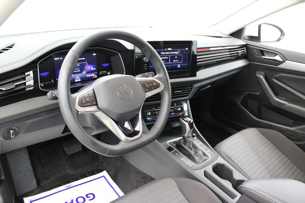 Used 2026 Volkswagen Jetta S FWD image 14