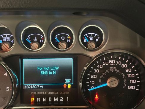 Used 2016 Ford F350 Platinum w/ Platinum Package AWD/4WD image 23