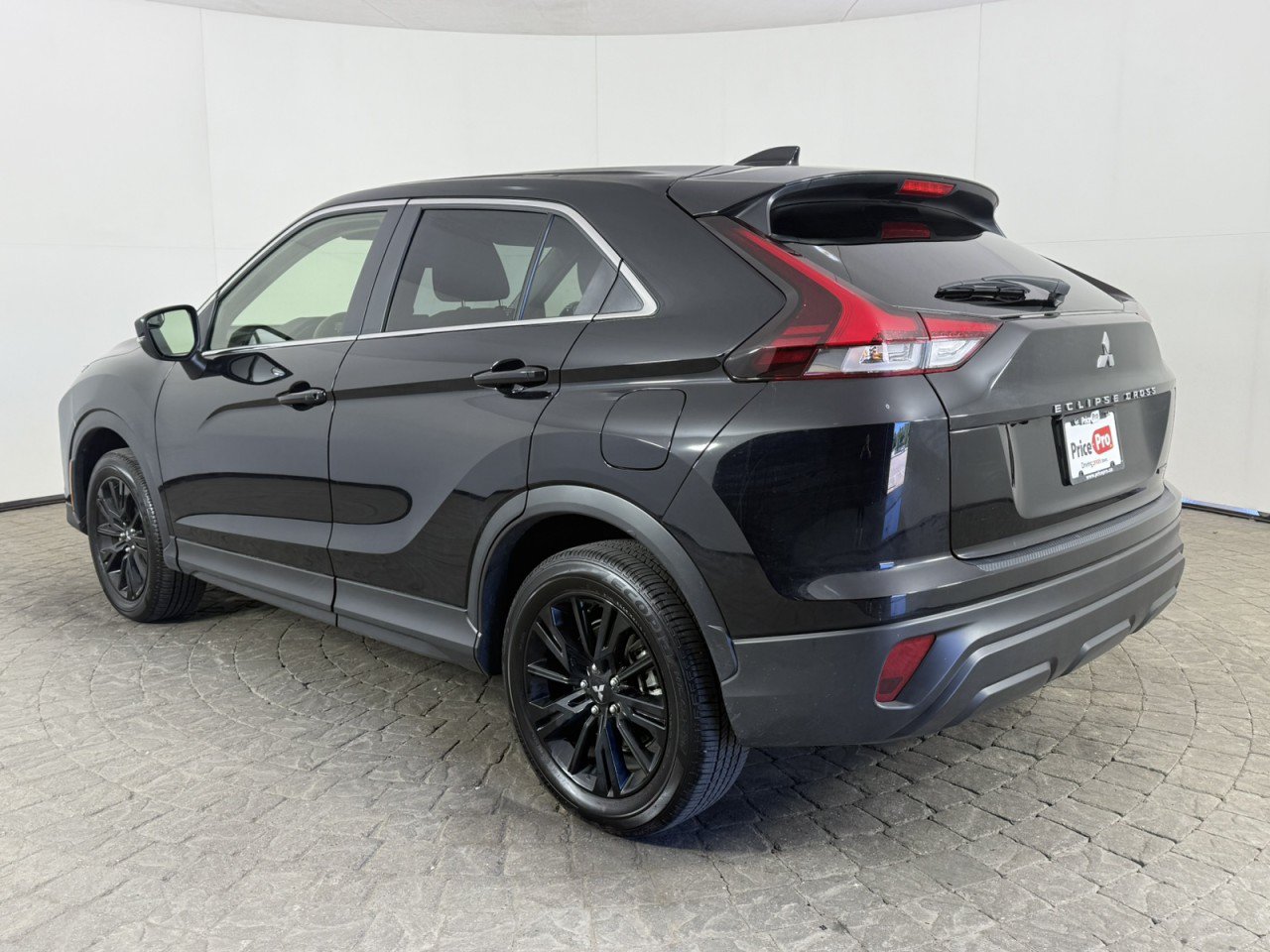 Used 2026 Mitsubishi Eclipse Cross LE AWD/4WD image 5