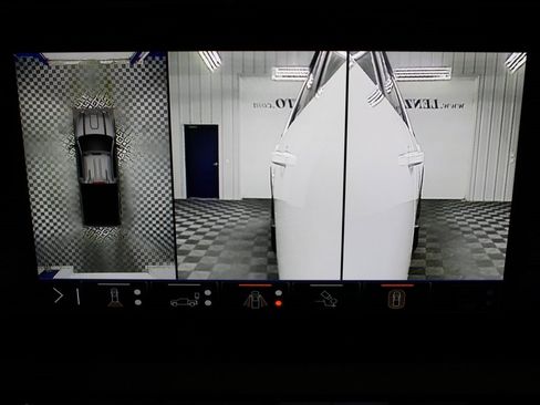 Used 2025 GMC Sierra 2500 AT4 image 20