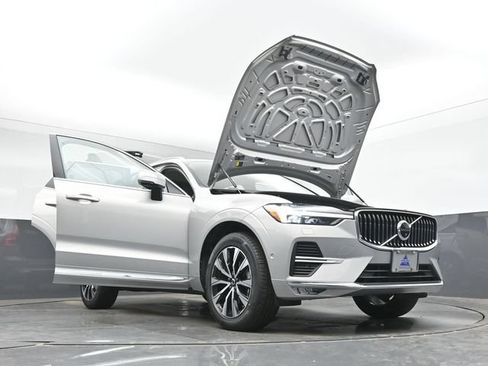 Used 2023 Volvo XC60 B5 Plus w/ Climate Package AWD/4WD image 53
