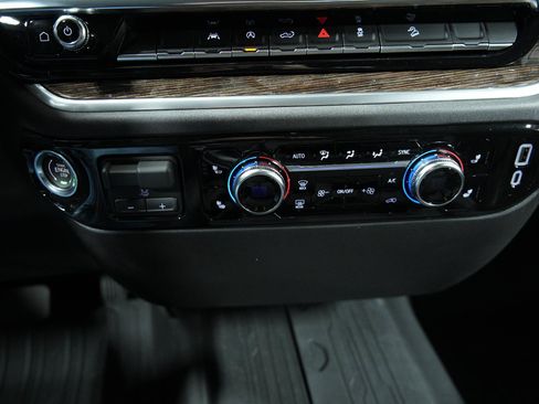 New 2026 GMC Sierra 1500 SLE AWD/4WD image 36