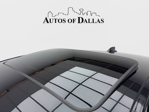 Used 2023 BMW M440i Coupe w/ Premium Package image 11