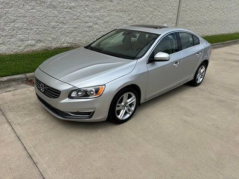 Used 2015 Volvo S60 T5 Platinum FWD image 18