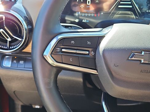 Certified 2025 Chevrolet Equinox ACTIV w/ Safety and Technology Package image 23