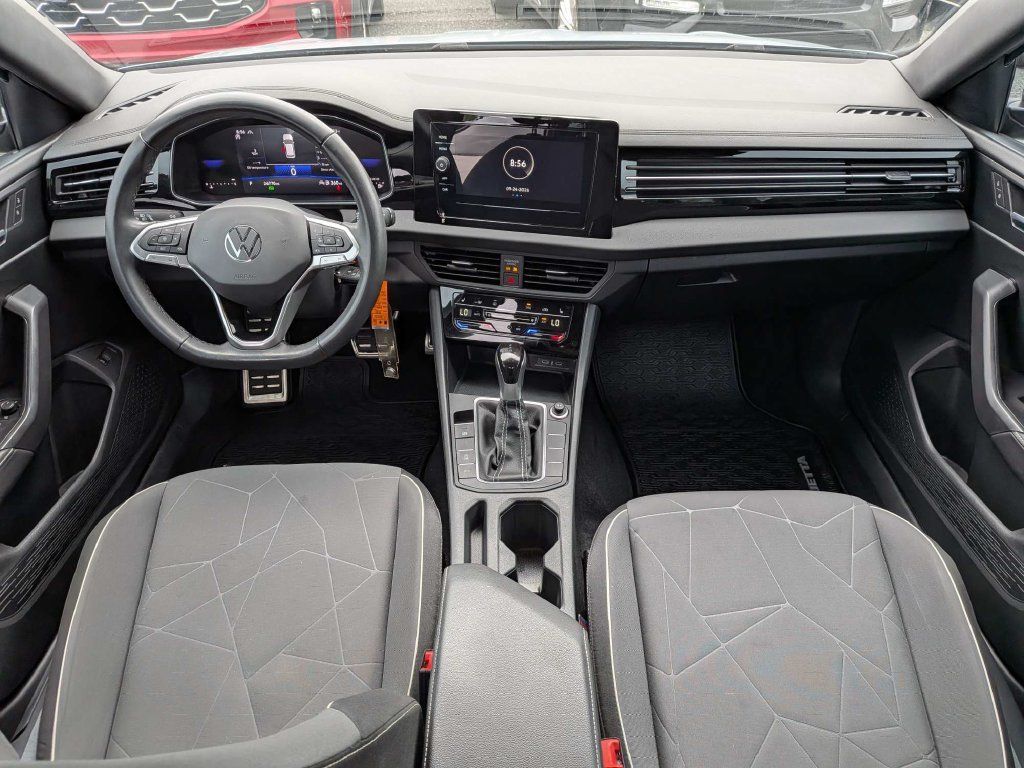 Used 2025 Volkswagen Jetta Sport FWD image 13
