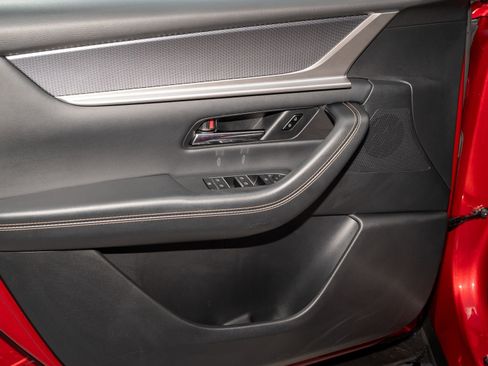 Used 2025 MAZDA CX-90 3.3 Turbo S w/ Premium Package image 16