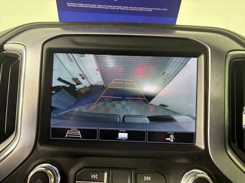 Used 2020 GMC Sierra 1500 Elevation w/ Elevation Value Package image 19