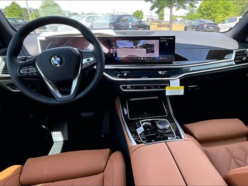 New 2026 BMW X5 sDrive40i w/ Premium Package image 5