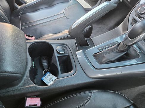 Used 2012 Ford Focus Titanium FWD image 39