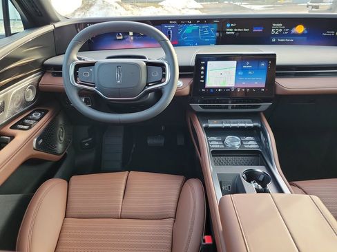 New 2026 Lincoln Nautilus Reserve image 12