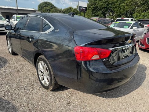 Used 2017 Chevrolet Impala LT FWD image 4