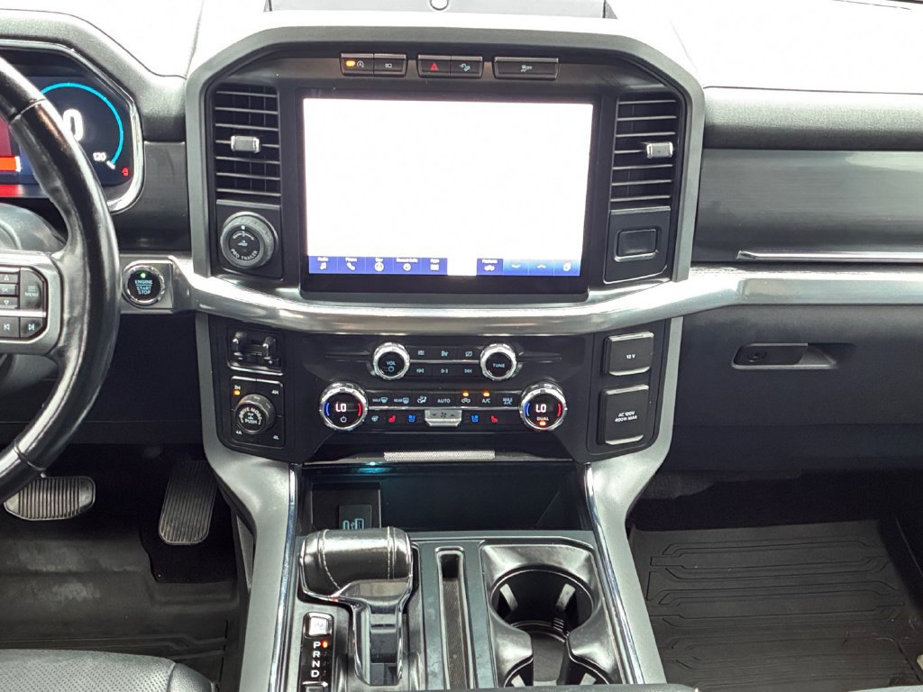 Used 2021 Ford F150 Lariat w/ Equipment Group 502A High AWD/4WD image 3