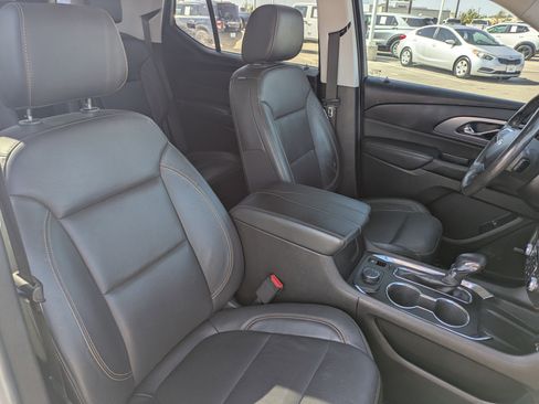 Used 2021 Chevrolet Traverse Premier w/ Redline Edition image 26