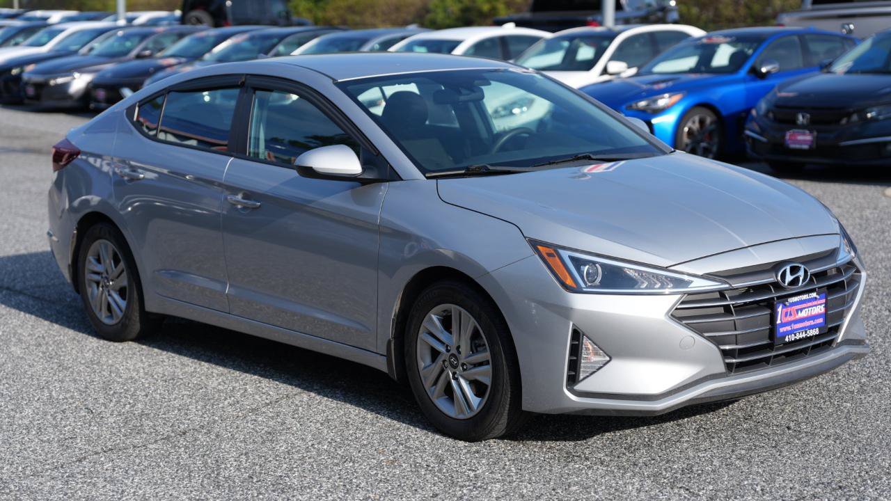 Used 2020 Hyundai Elantra SEL w/ Winter Weather Package FWD image 3