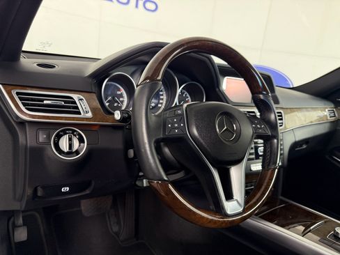 Used 2014 Mercedes-Benz E 350 Luxury image 17