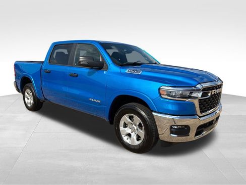 Used 2025 RAM 1500 Big Horn AWD/4WD image 8