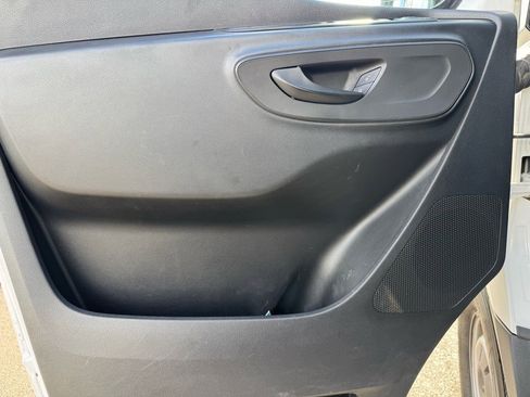 Used 2020 Mercedes-Benz Sprinter 2500 image 14