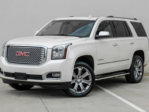 Used 2015 GMC Yukon Denali w/ Open Road Package RWD image 13