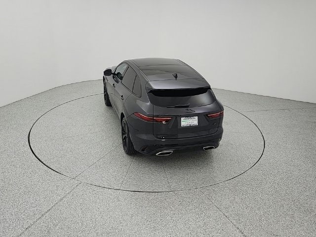 Certified 2026 Jaguar F-PACE R-Dynamic S AWD/4WD image 18