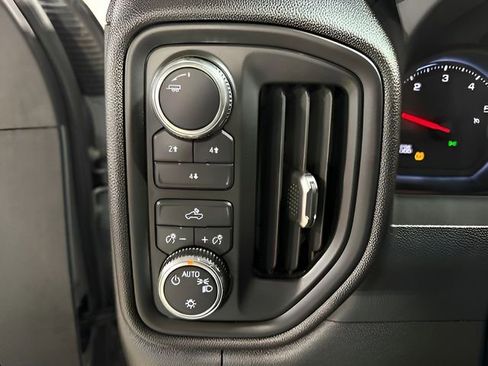 Used 2024 GMC Sierra 2500 Pro image 18